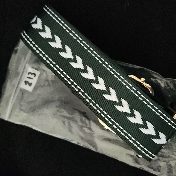 V-POWER guitar straps for crossbody use 1½ inches wide - Picture 10 of 14